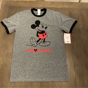 NWT Disney Parks Walt Disney World Mickey Mouse T-Shirt Dk Gray Adult Size Small